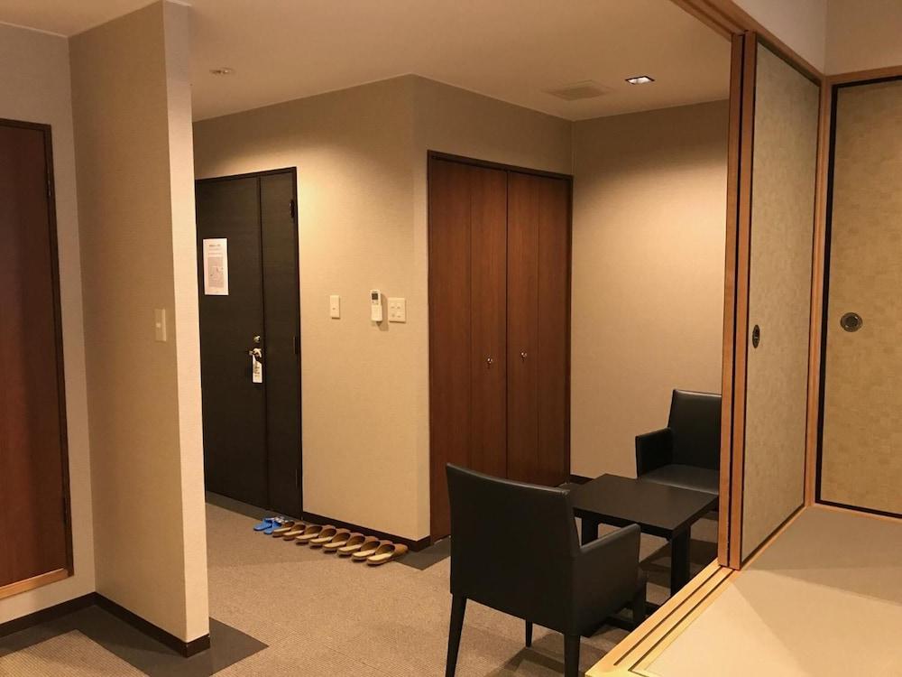 Kikunoya Hotel Hatsukaichi Eksteriør billede