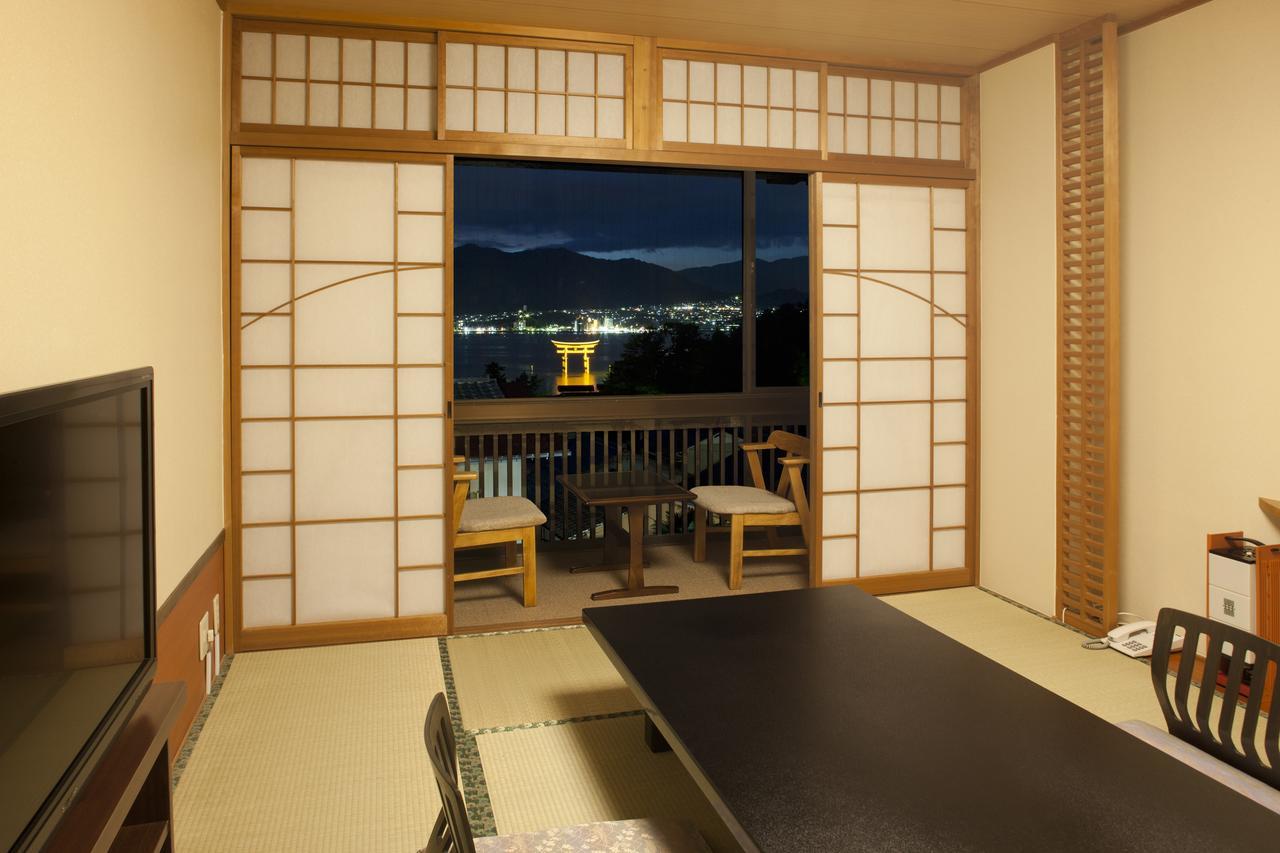 Kikunoya Hotel Hatsukaichi Eksteriør billede